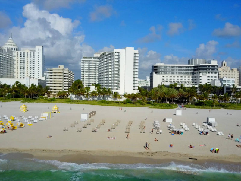 drone shot of Decoplage from ocean 