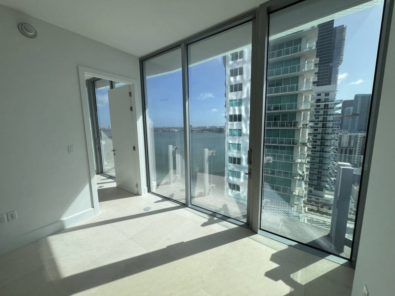 living room with amazing view